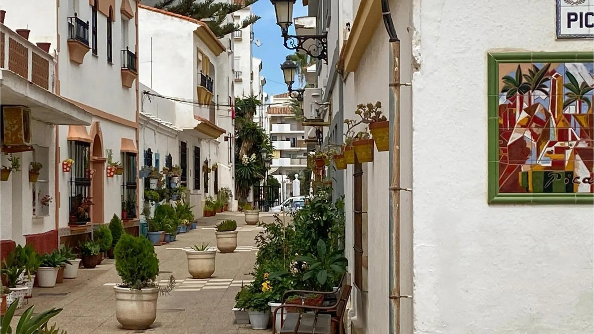 2 Bedroom Cozy Apartment In Sabinillas San Luis de Sabinillas 0*,  Spanien